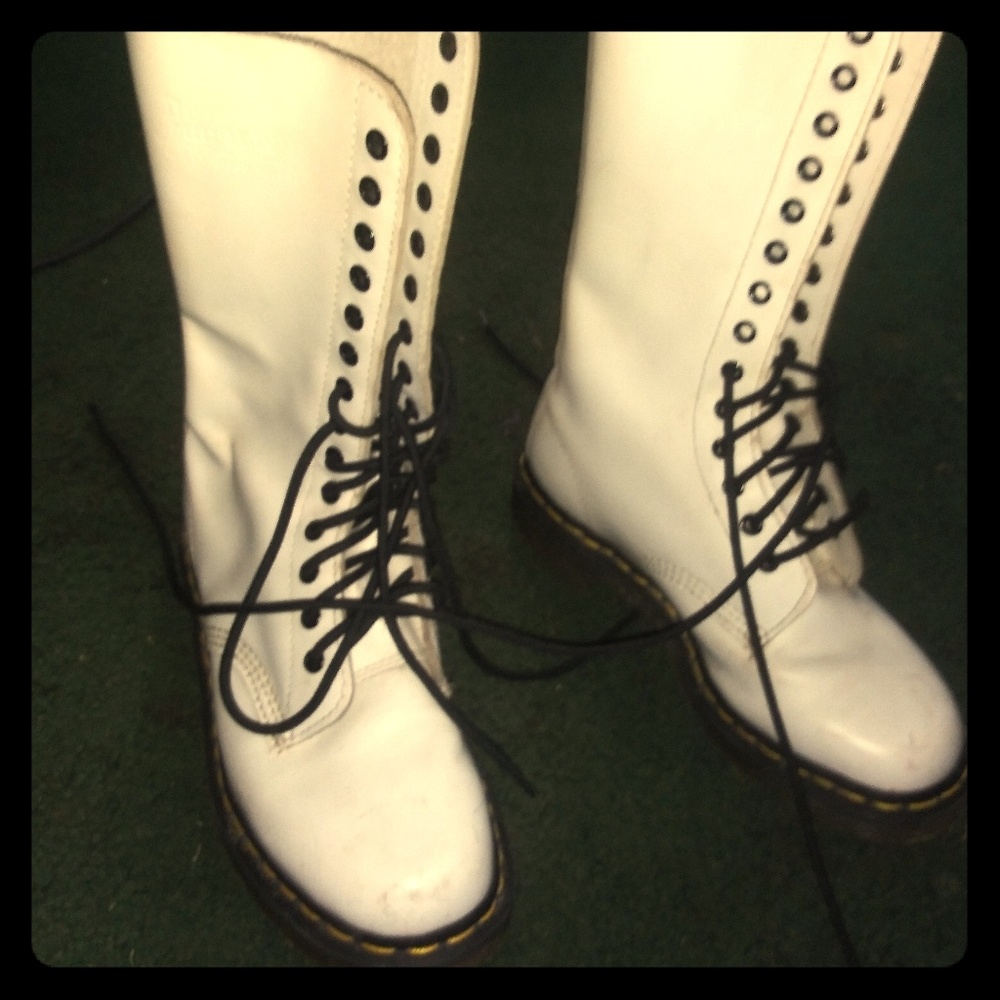 Dr Martens 1914